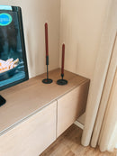 BORDEAUX - Zwevend Hangdressoir op maat - Rechte deuren - Massief Eikenhout