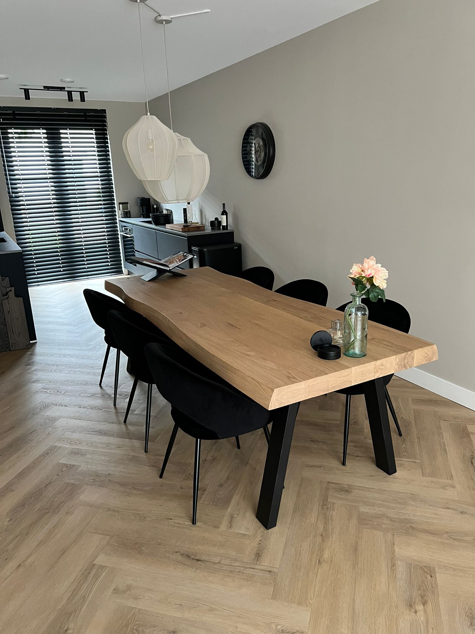 Eiken Boomstamtafel 'Oslo' - A-poten uit staal