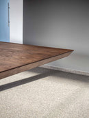 REYKJAVIK - Design eettafel - Centraal V-onderstel uit staal