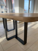 BARI - Tonvormige eetafel - Centraal L-onderstel uit staal