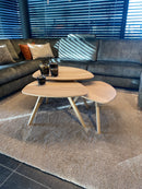 BOLOGNA - Organische salontafel - 3 schuine houten pootjes