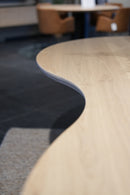 LYON - Organische Eettafel - Houten balkonderstel