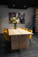 NANTES - Rechthoekige Eettafel - Eiken wangen met tussenbalk