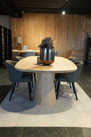 TOULOUSE - Eiken Eettafel 'Deens Ovaal' - Piramide kolompoten