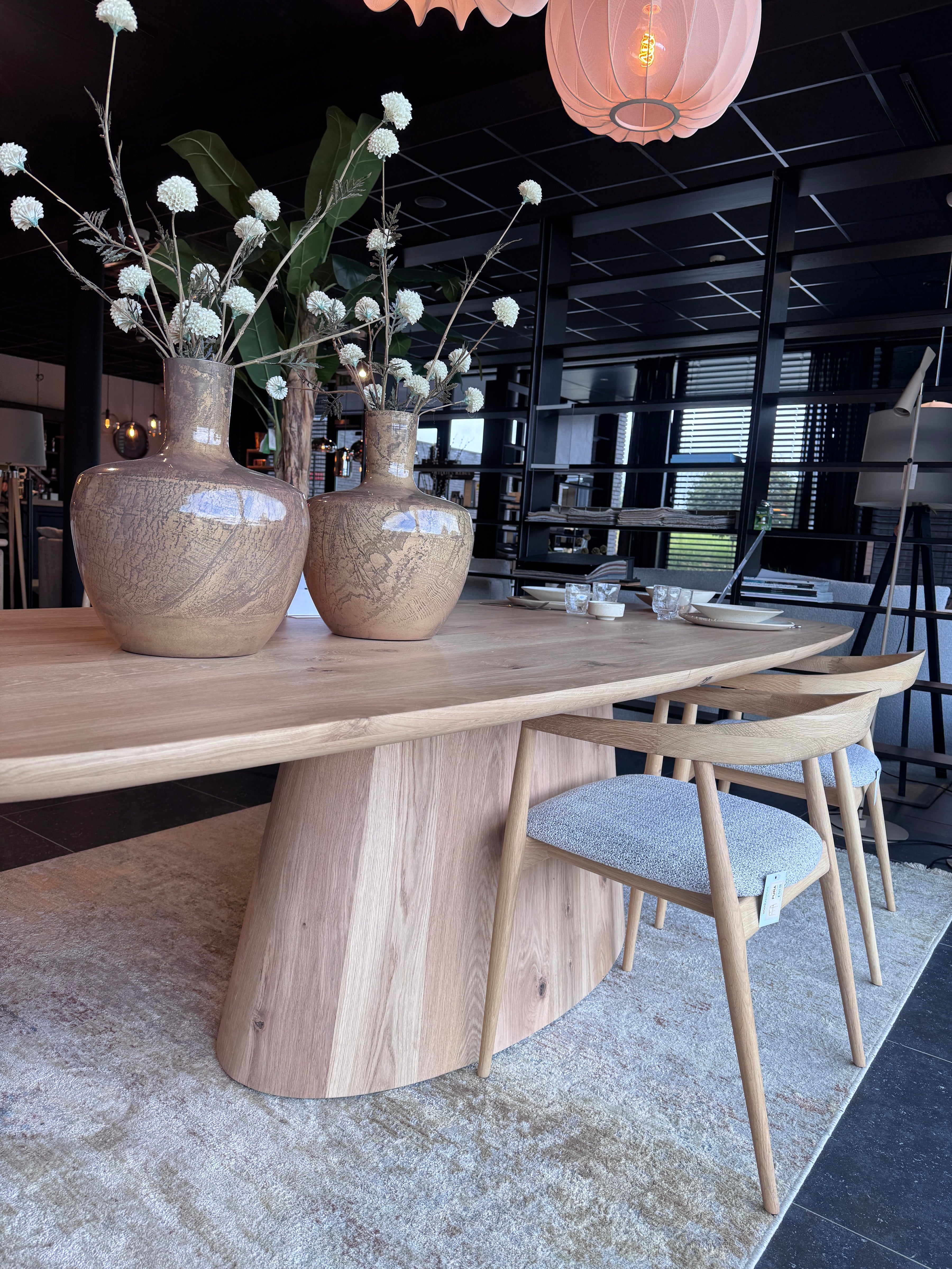 Deens ovaal tafel 'Toulouse' - Houten 'Cone' onderstel