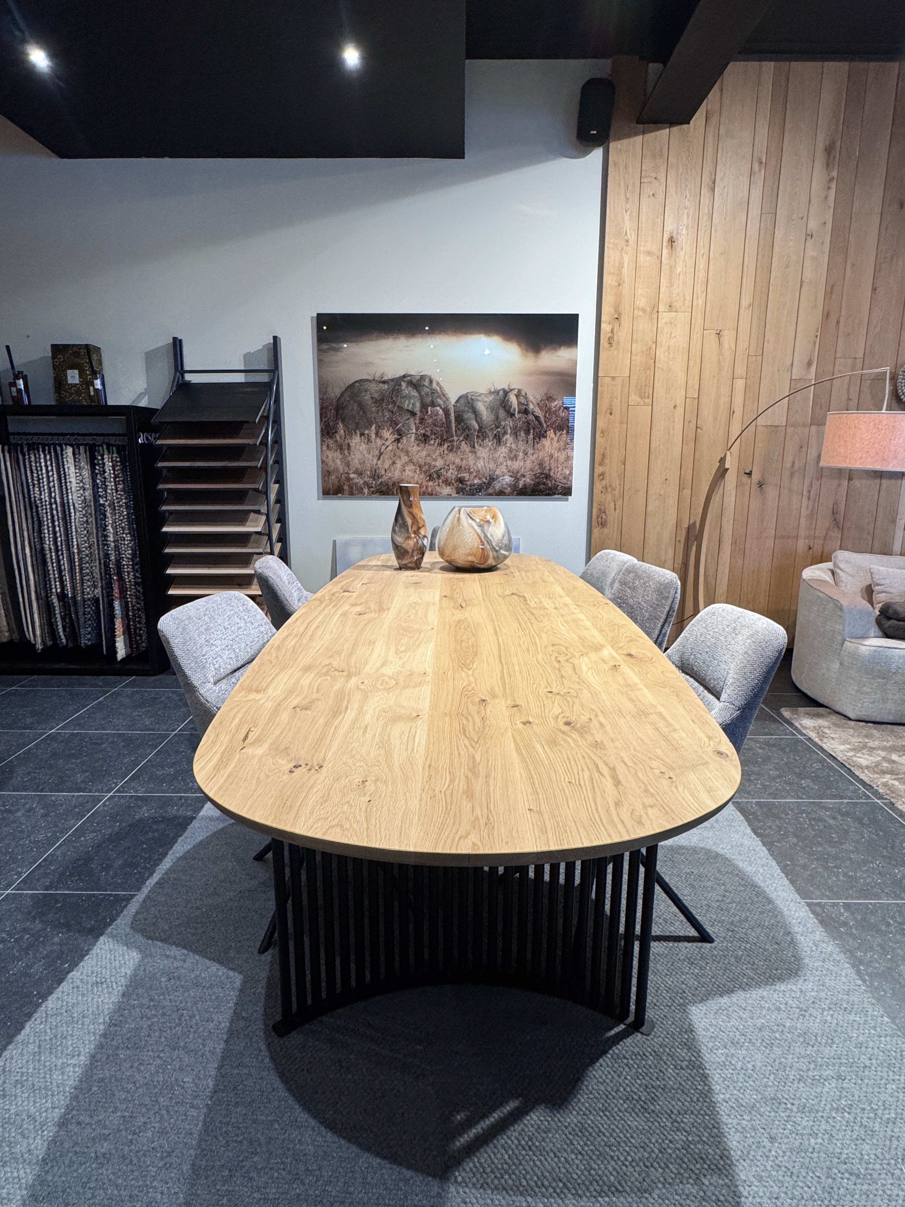 Deens ovaal tafel 'Toulouse' - Buispoten uit staal