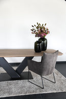 BARI - Tonvormige Eettafel - Centraal V-onderstel uit staal