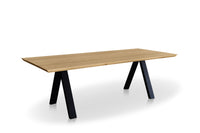 REYKJAVIK - Design eettafel - Omgekeerde V-poten uit staal