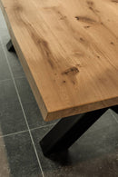 OSLO - Eiken Boomstamtafel - X-poten uit staal