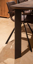 DUBLIN - Eettafel met facetkant - Rechte hoekpoten uit staal